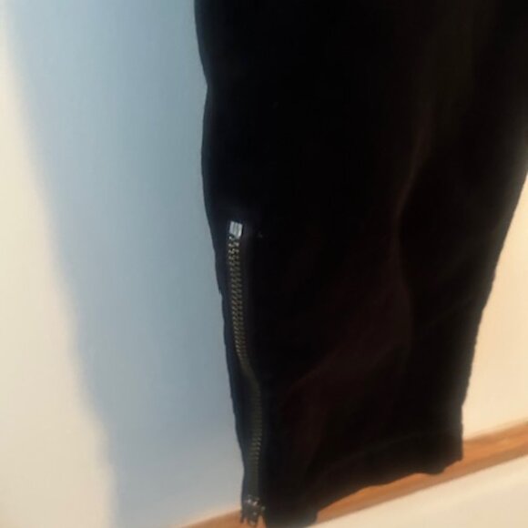 Joie Jeans Black Park Skinny 7 pocket cargo pants, size 29 - Picture 2 of 7